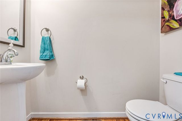 7541 Rolling Hill Rd, Hopewell, VA 23860