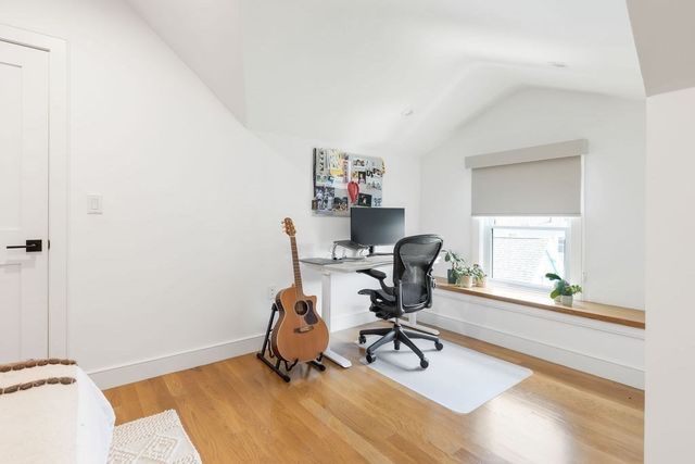167 Chapel St 167, Newton, MA 02458