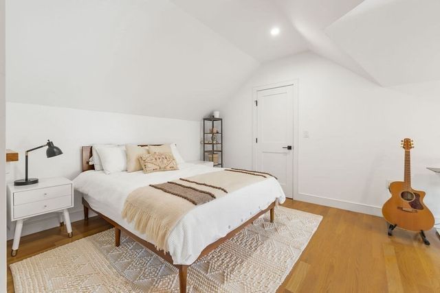 167 Chapel St 167, Newton, MA 02458