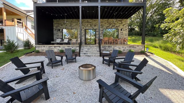 318 N Porter St, Winchester, TN 37398