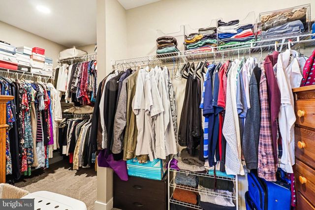 220 PEBBLE DR, Elizabethtown, PA 17022