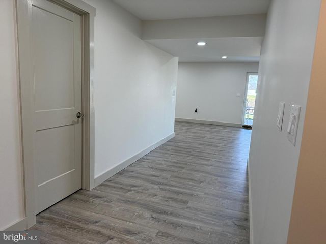 220 PEBBLE DR, Elizabethtown, PA 17022