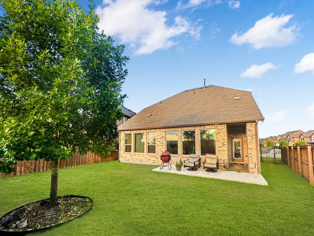 547 Paddock Way, Irving, TX 75039