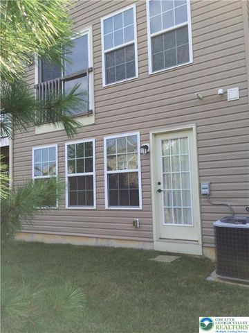 1073 Sparrow Way, Upper Macungie Twp, PA 18031