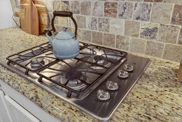 5455 Fishermans Cove, Gainesville, GA 30506