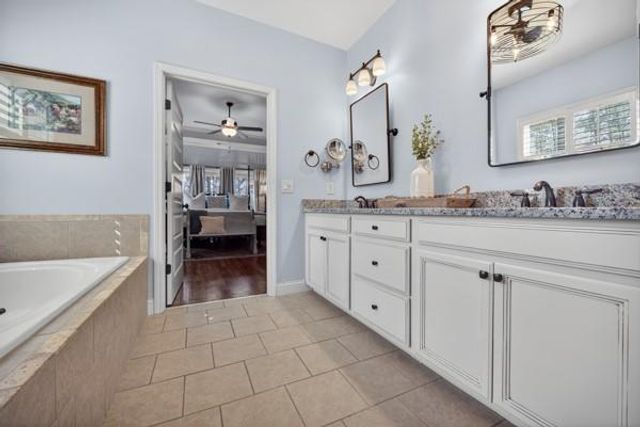 5455 Fishermans Cove, Gainesville, GA 30506