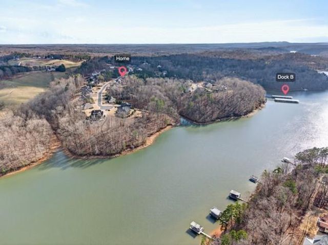 5455 Fishermans Cove, Gainesville, GA 30506