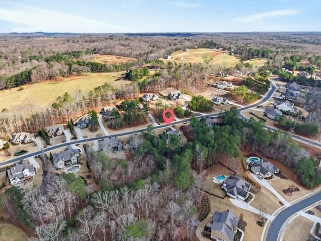 5455 Fishermans Cove, Gainesville, GA 30506