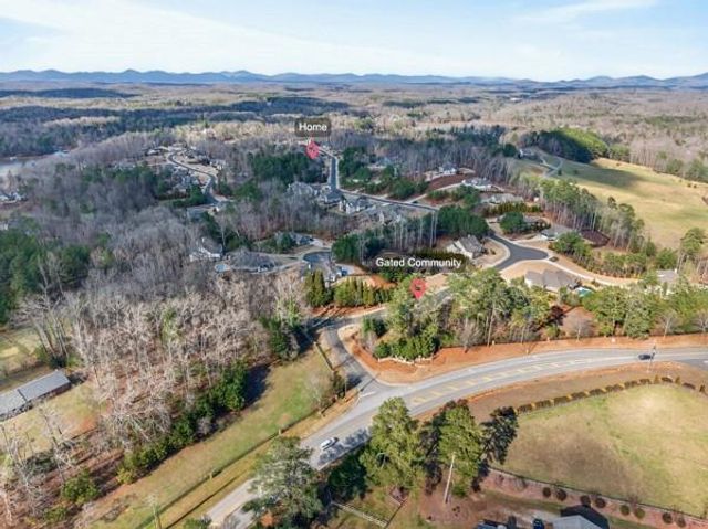 5455 Fishermans Cove, Gainesville, GA 30506