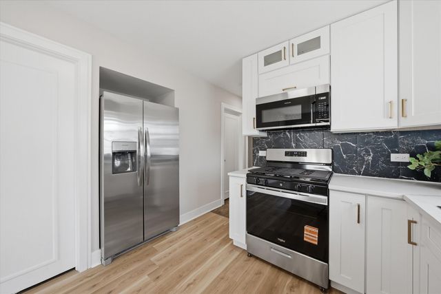 8642 S Indiana Avenue, Chicago, IL 60619
