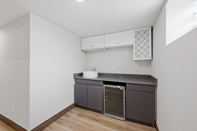8642 S Indiana Avenue, Chicago, IL 60619