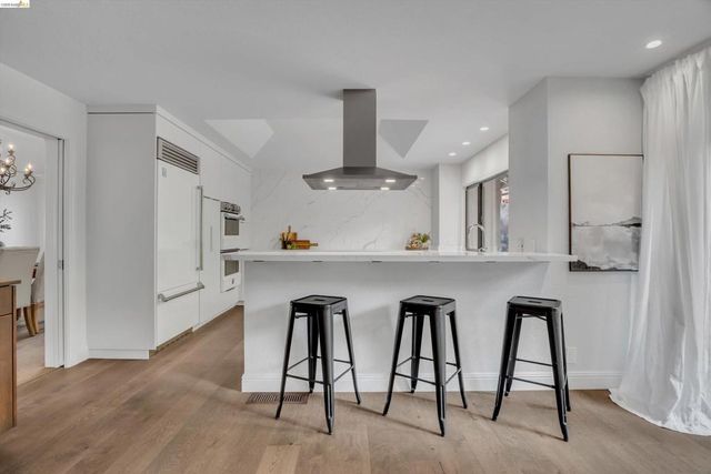 300 Andros Dr, San Ramon, CA 94582