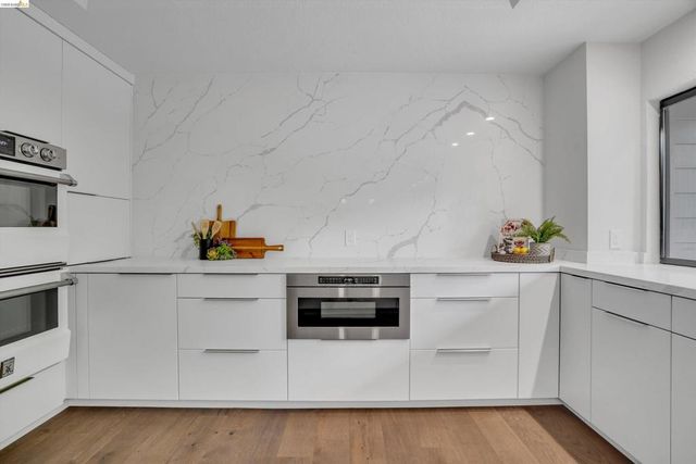 300 Andros Dr, San Ramon, CA 94582