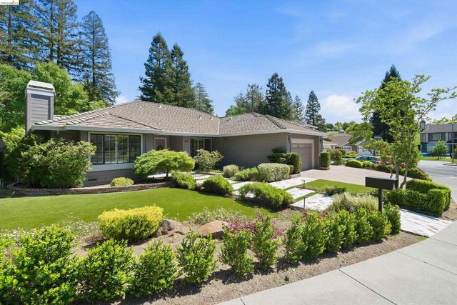 300 Andros Dr, San Ramon, CA 94582