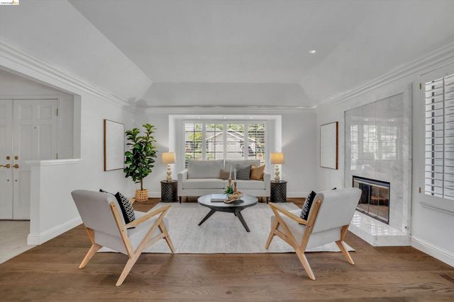 300 Andros Dr, San Ramon, CA 94582