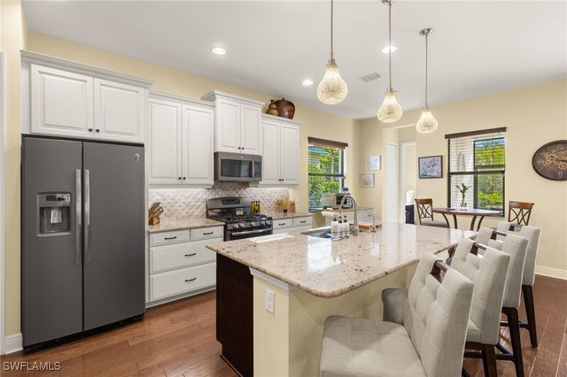 21283 Estero Vista CT, Estero, FL 33928