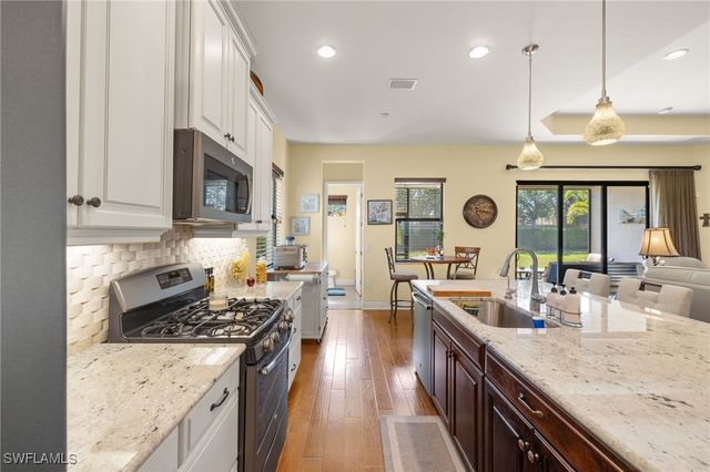 21283 Estero Vista CT, Estero, FL 33928