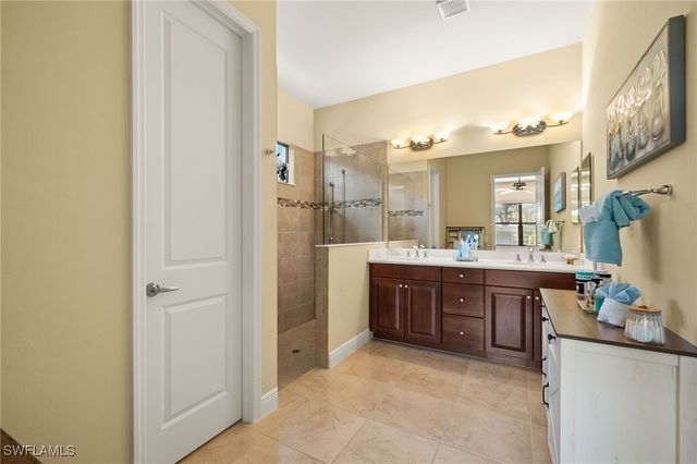 21283 Estero Vista CT, Estero, FL 33928