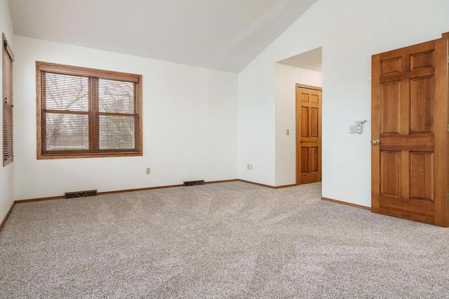 4013 Bordeaux Drive, Janesville, WI 53546