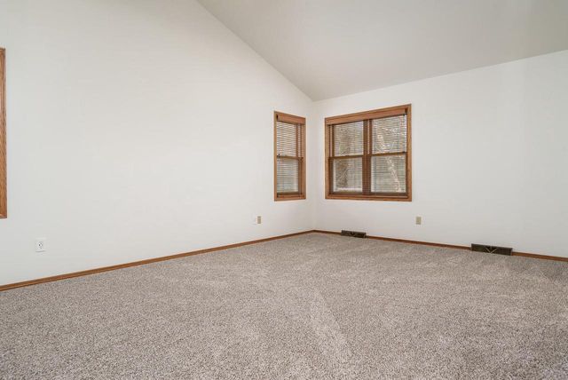 4013 Bordeaux Drive, Janesville, WI 53546