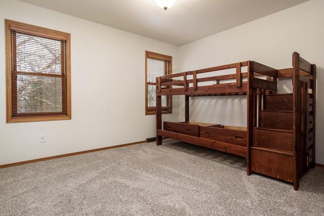 4013 Bordeaux Drive, Janesville, WI 53546