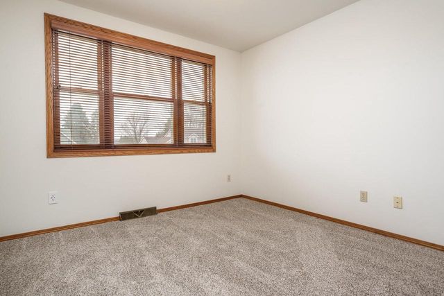 4013 Bordeaux Drive, Janesville, WI 53546