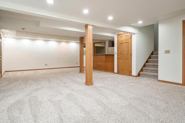 4013 Bordeaux Drive, Janesville, WI 53546