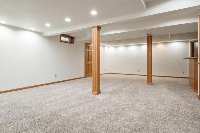 4013 Bordeaux Drive, Janesville, WI 53546