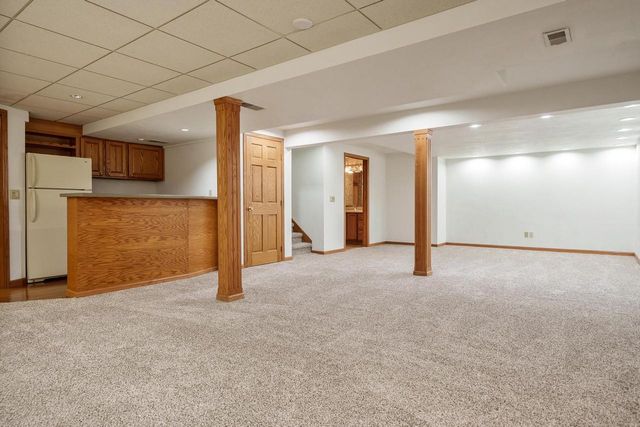 4013 Bordeaux Drive, Janesville, WI 53546