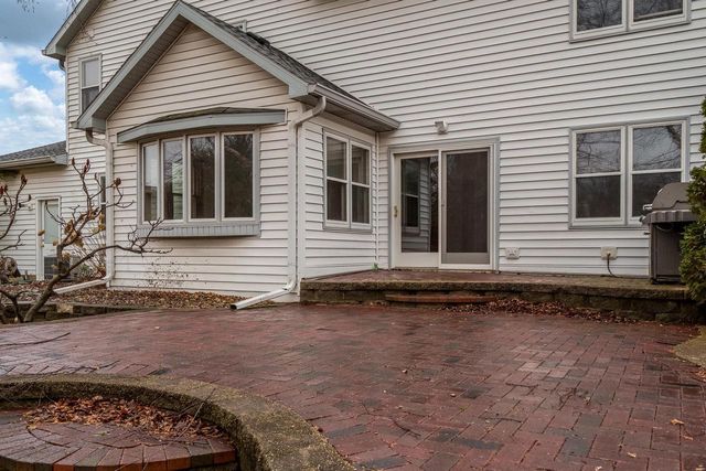 4013 Bordeaux Drive, Janesville, WI 53546