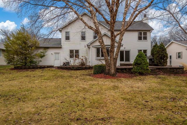 4013 Bordeaux Drive, Janesville, WI 53546