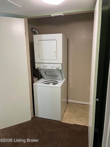8127 Lake Ave APT A10, Louisville, KY 40222