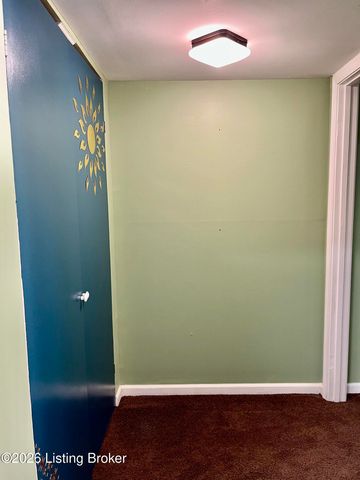 8127 Lake Ave APT A10, Louisville, KY 40222
