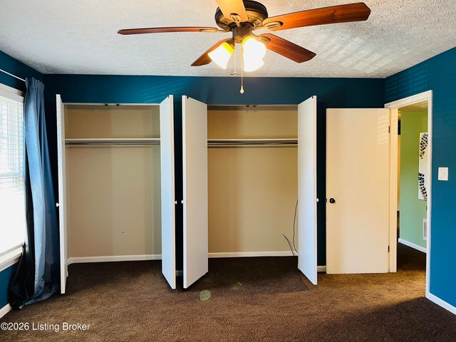 8127 Lake Ave APT A10, Louisville, KY 40222