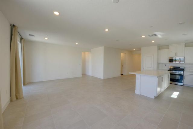 2109 Blossom Ranch, Patterson, CA 95363