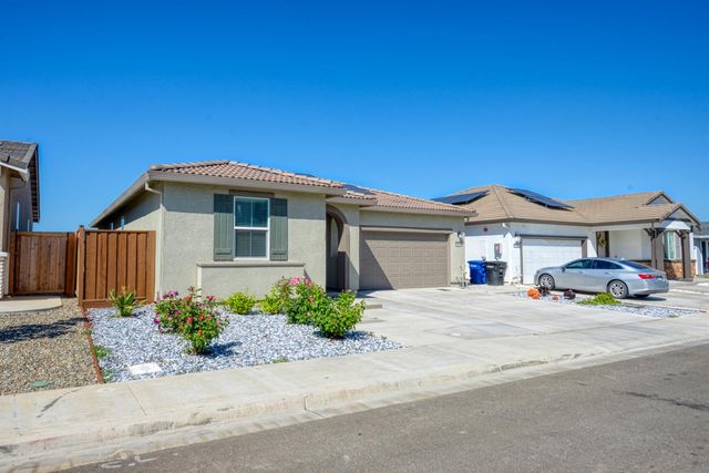 2109 Blossom Ranch, Patterson, CA 95363