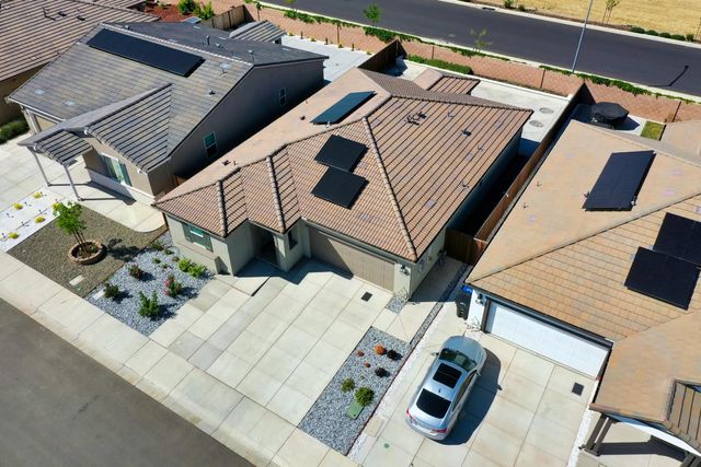 2109 Blossom Ranch, Patterson, CA 95363