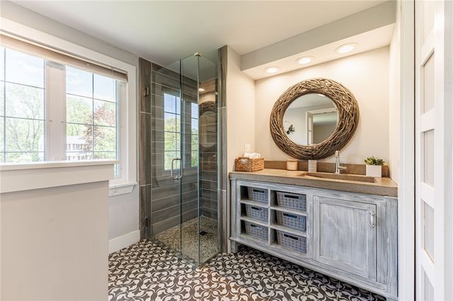 14 Northfield Gate, Pittsford, NY 14534