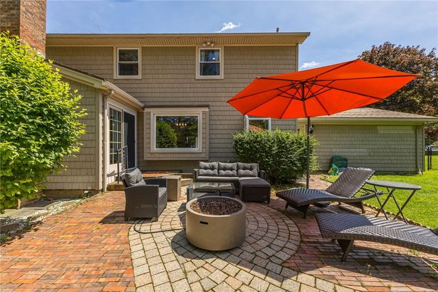 14 Northfield Gate, Pittsford, NY 14534