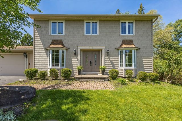 14 Northfield Gate, Pittsford, NY 14534