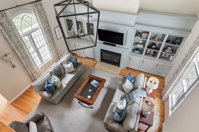 3 Bowker Road, Hopkinton, MA 01748