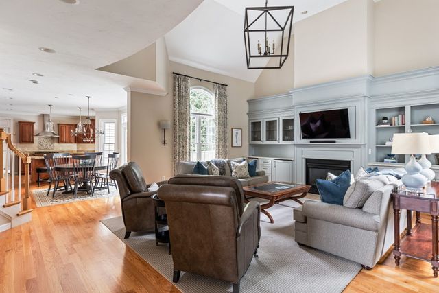 3 Bowker Road, Hopkinton, MA 01748