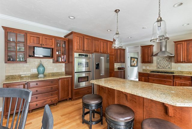 3 Bowker Road, Hopkinton, MA 01748