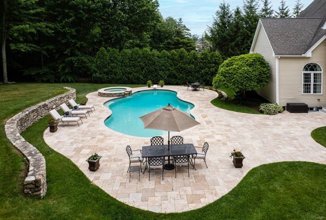 3 Bowker Road, Hopkinton, MA 01748