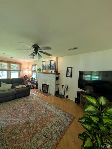 7688 Hollow Drive, Cedar Hill, MO 63016