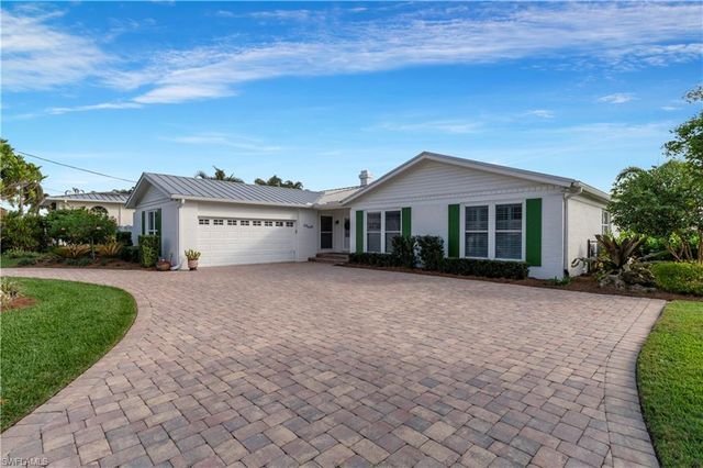 976 N Town And River DR, Fort Myers, FL 33919