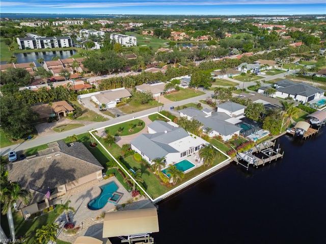 976 N Town And River DR, Fort Myers, FL 33919