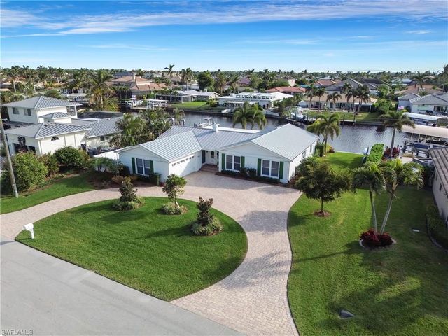 976 N Town And River DR, Fort Myers, FL 33919