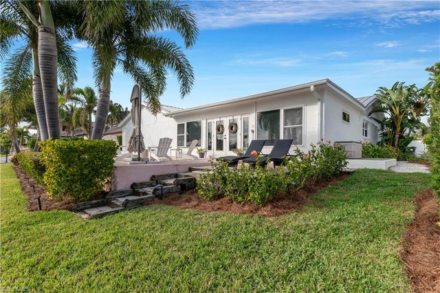 976 N Town And River DR, Fort Myers, FL 33919