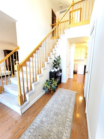 3023 E Cutler Avenue, Des Moines, IA 50320